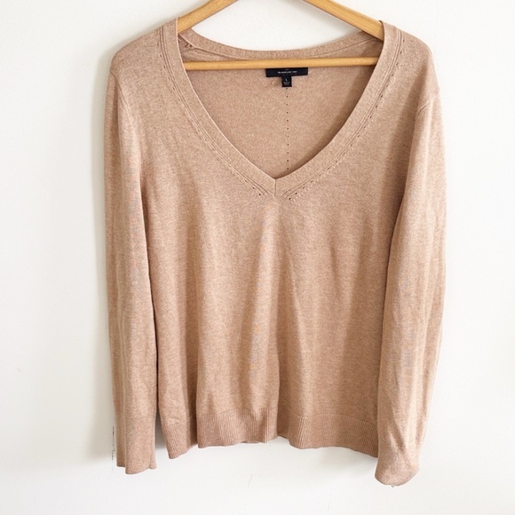 Banana republic cotton silk tan v-neck long sleeve lightweight knit sweater sz L - Picture 2 of 6